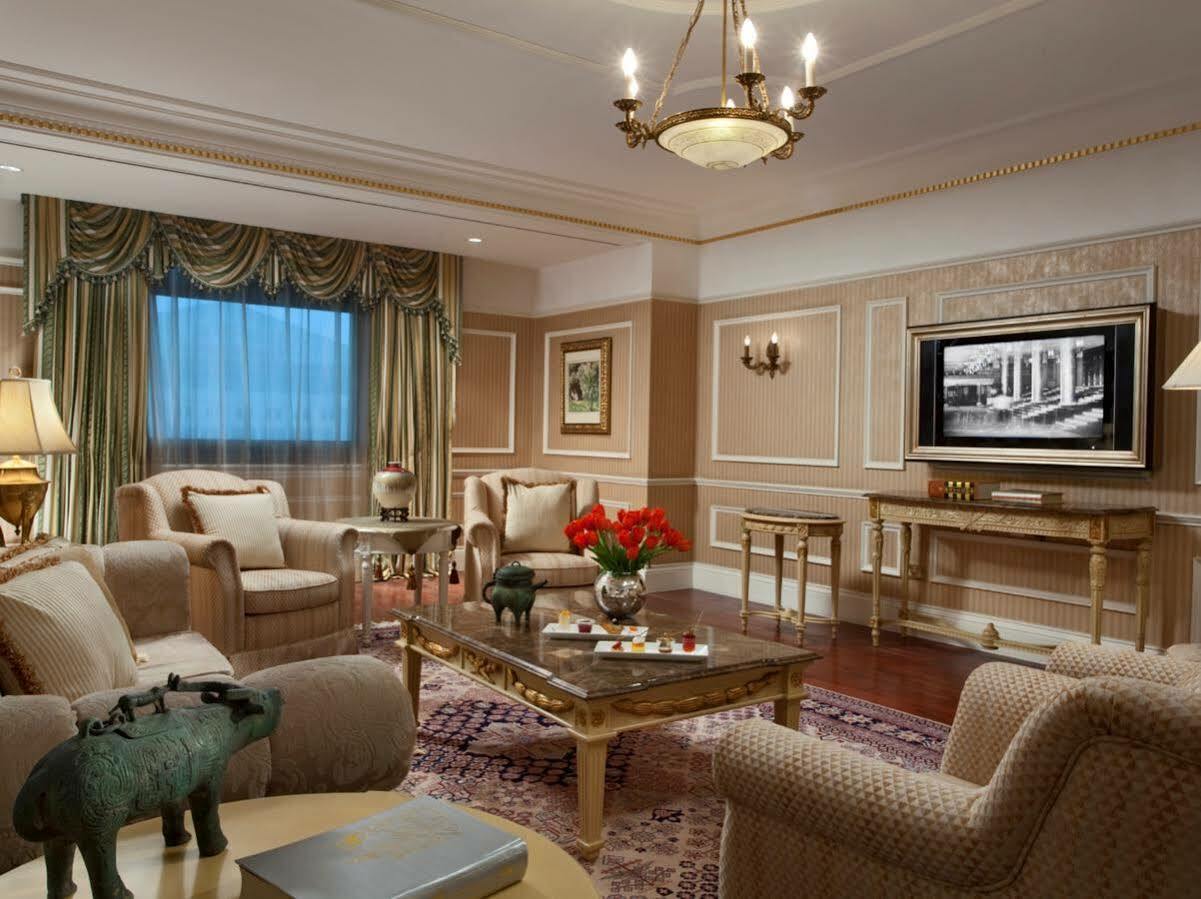 Khách sạn Nuo Forbidden 5*